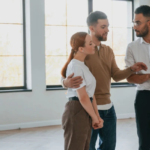 Vista exterior de una propiedad moderna en Costa Rica, lista para ser alquilada, con acabados renovados y en excelente estado. ¿Está su propiedad lista para alquilar?